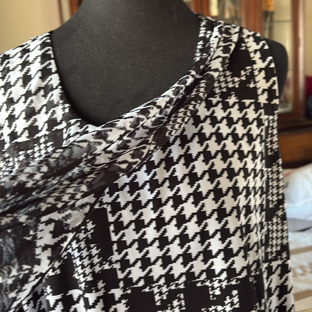 Women’s shirt - Picture 4 of 8